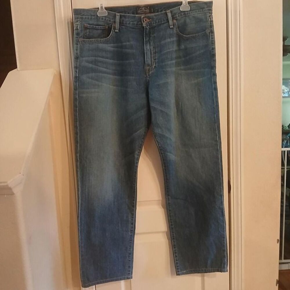 Lucky Brand Dark Blue Denim 329 Straight Leg Jeans 40x34 Classic Basic Preppy